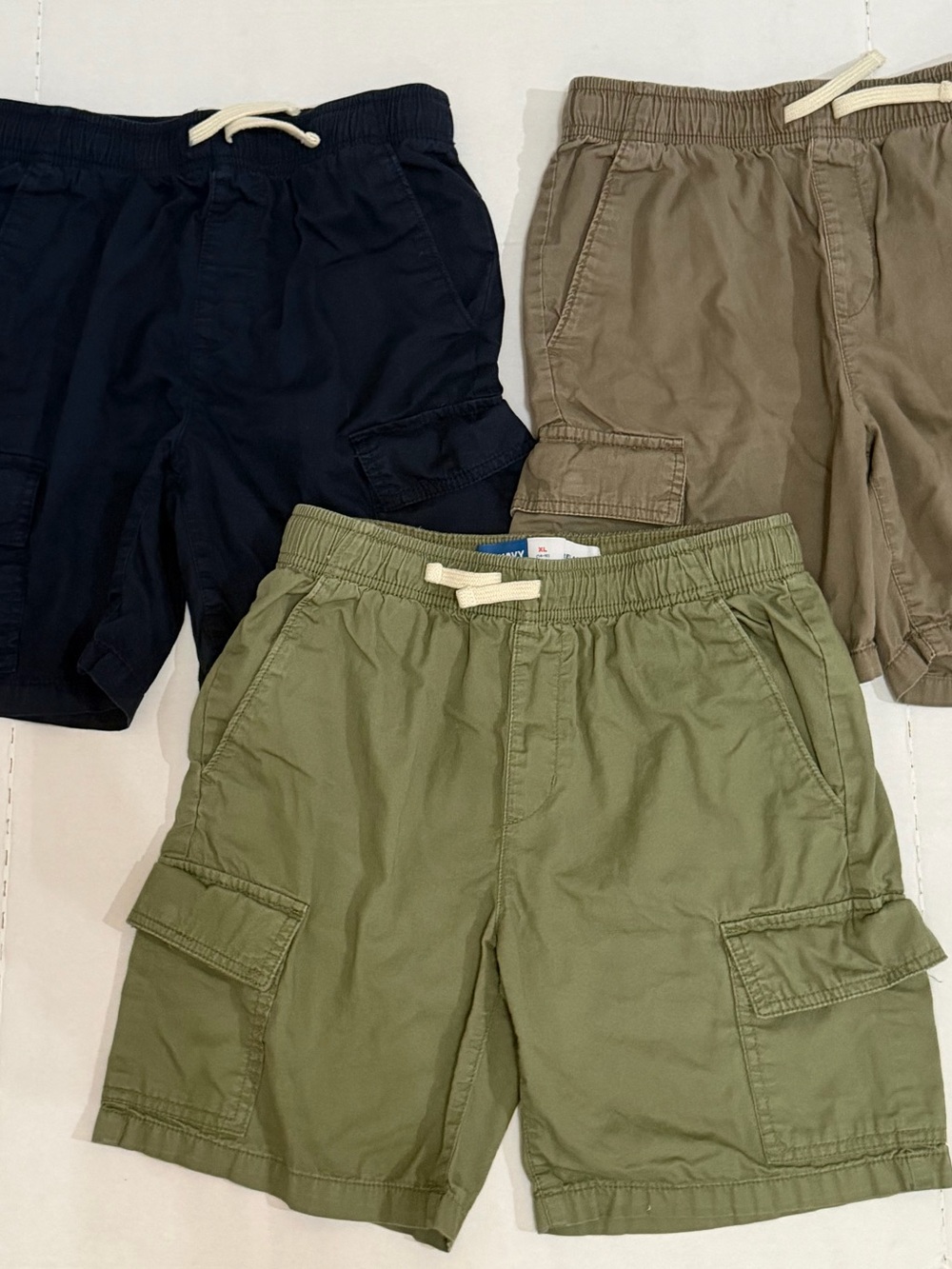 3 prs. boys shorts XL taupe,navy,sage w/cargo pockets. Old Navy,good condition.